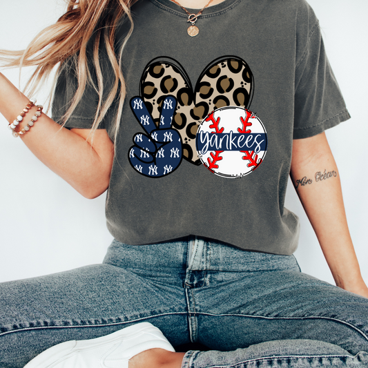 Peace love yankees